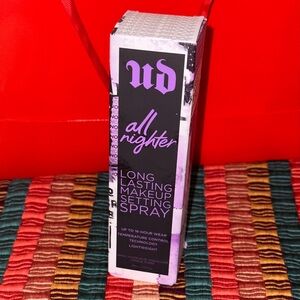 URBAN DECAY ALL NIGHTER SETTING SPRAY